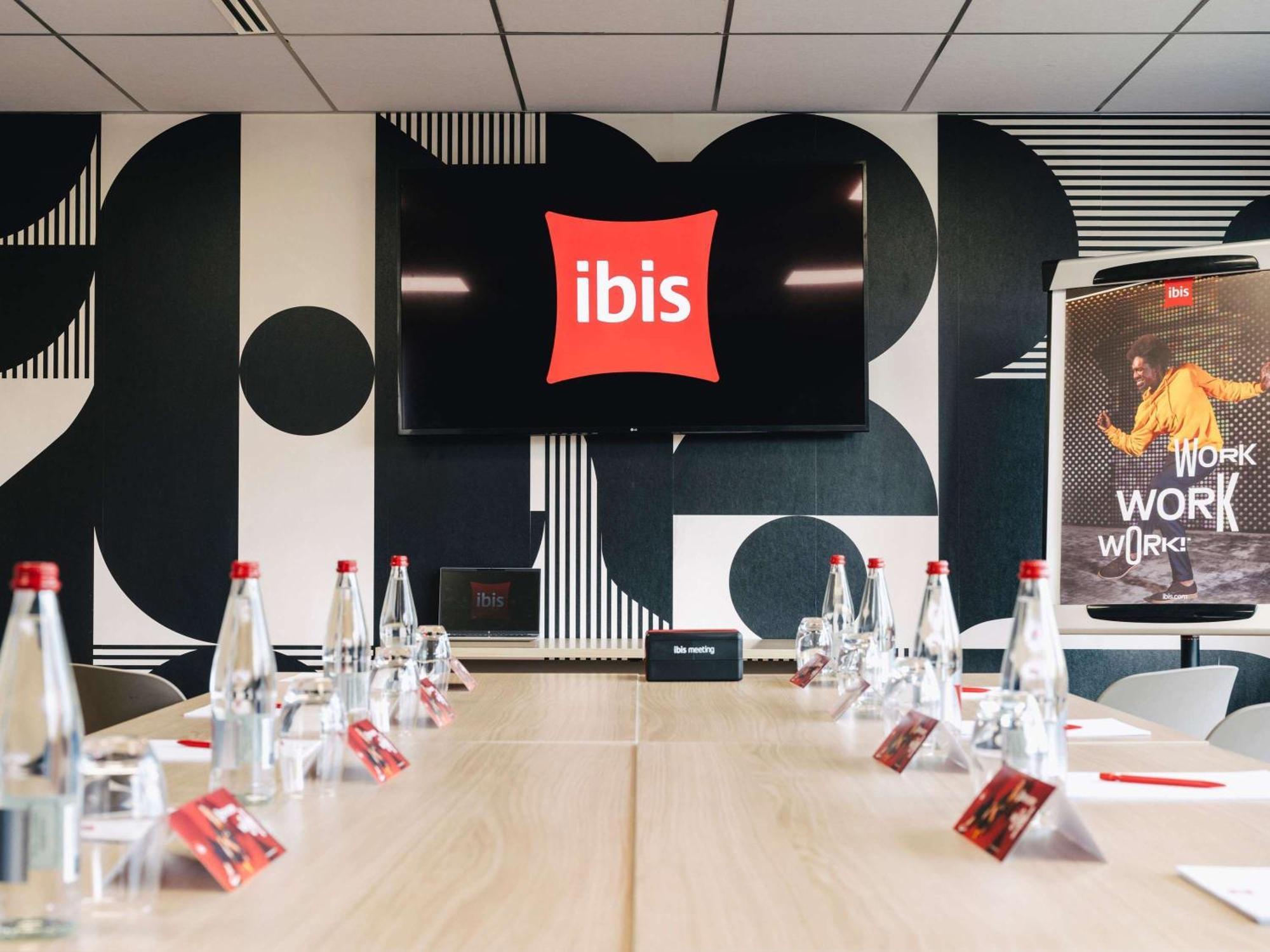 Ibis Rouen Centre Rive Droite Pasteur Hotel Eksteriør billede